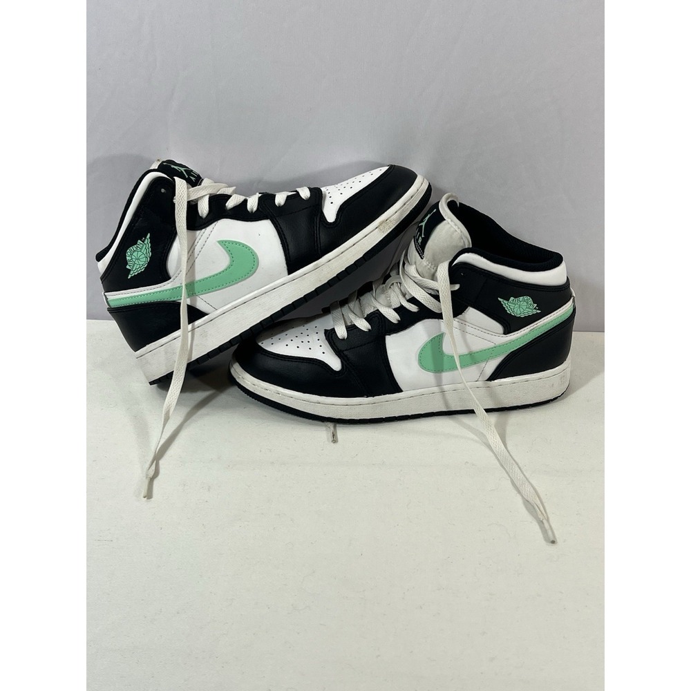Nike Air Jordan 1 Mid White‎ Green Glow Black DQ8423-103 Size 6